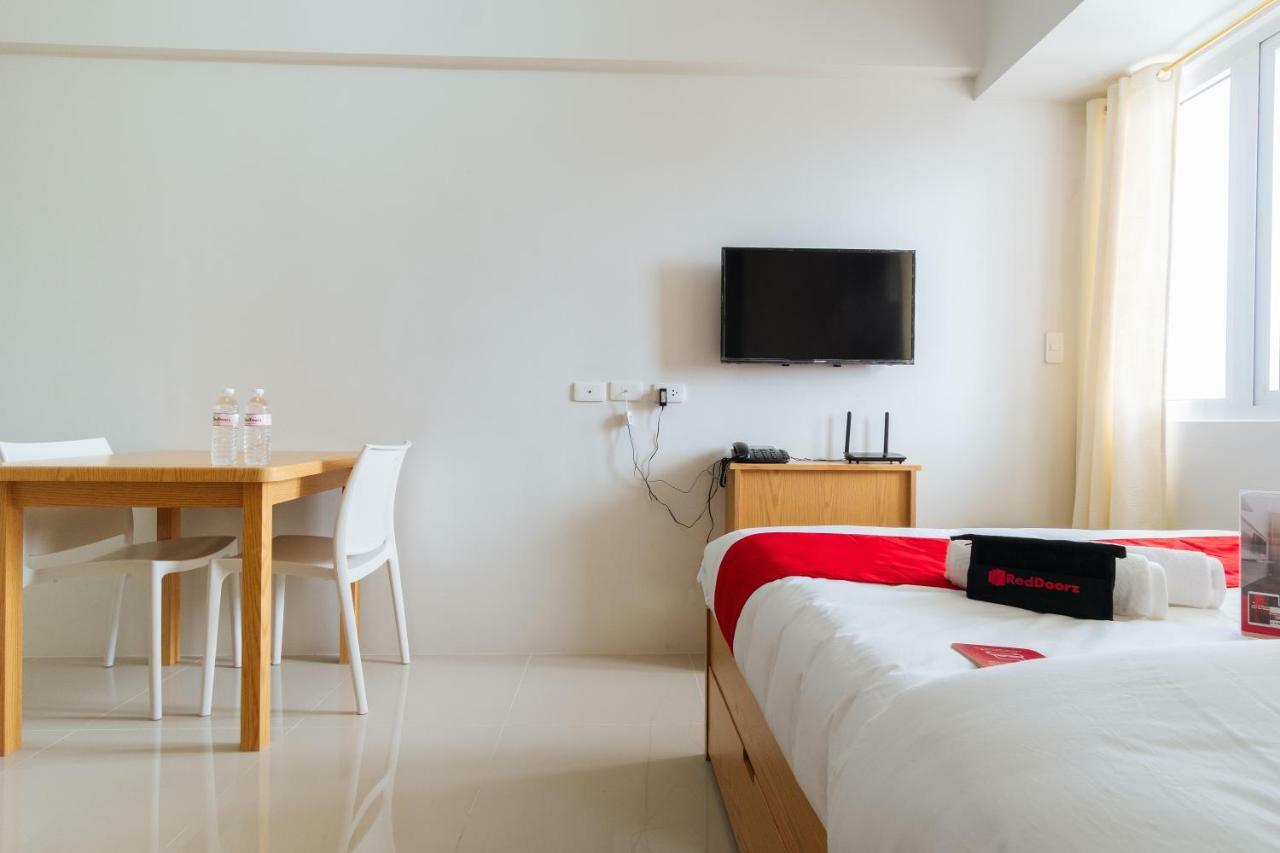 Reddoorz Plus @ Silk Residences Sta. Mesa Monthly Stay Манила Экстерьер фото