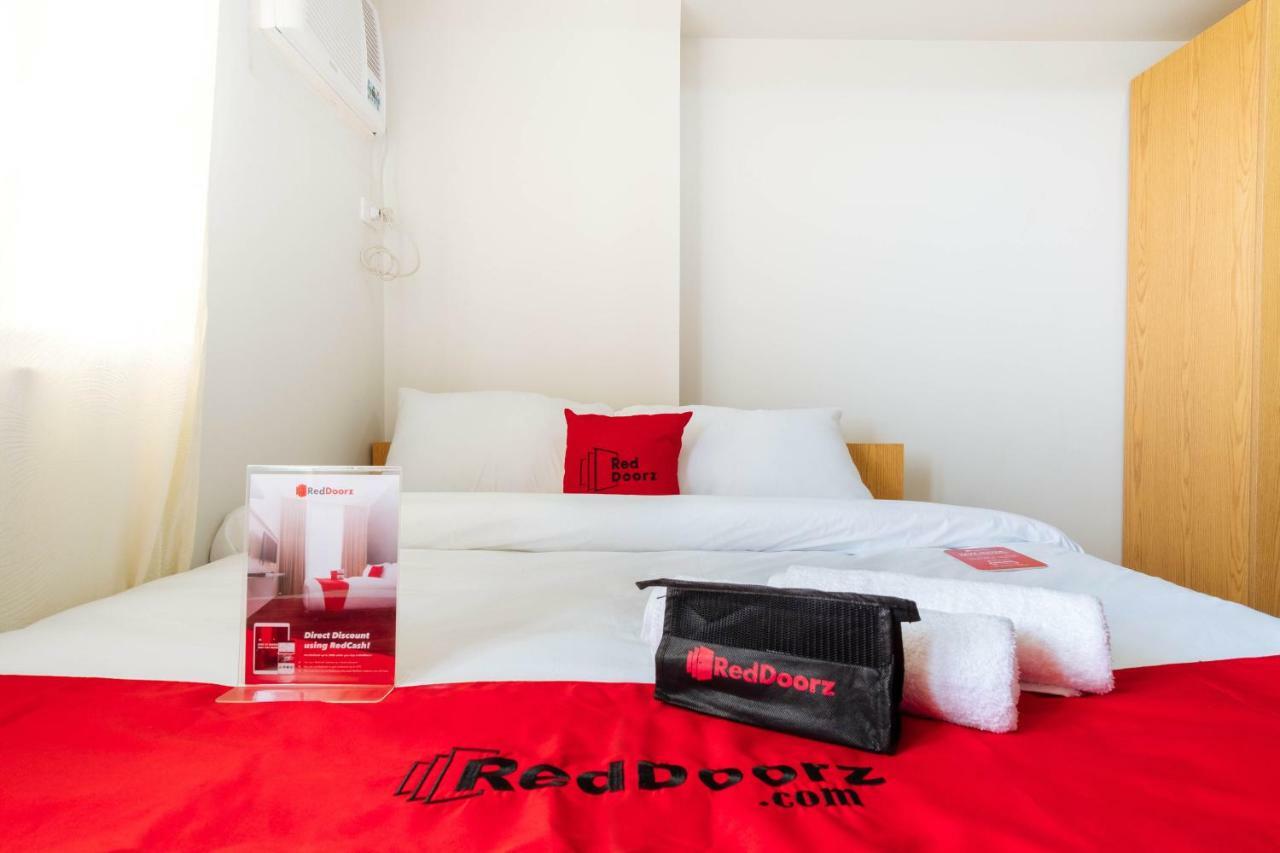 Reddoorz Plus @ Silk Residences Sta. Mesa Monthly Stay Манила Экстерьер фото
